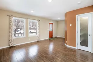 1329 10th St N, Fargo, ND 58102 - Photo 9