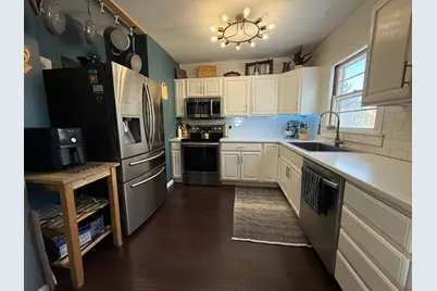 310 Saint Paul Avenue S, Thief River Falls, MN 56701 - Photo 9