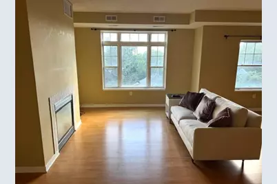 619 8th Street SE #409, Minneapolis, MN 55414 - Photo 9