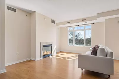 619 8th Street SE #409, Minneapolis, MN 55414 - Photo 13