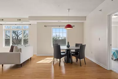 619 8th Street SE #409, Minneapolis, MN 55414 - Photo 11