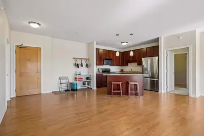 619 8th Street SE #409, Minneapolis, MN 55414 - Photo 5