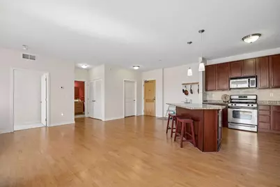 619 8th Street SE #409, Minneapolis, MN 55414 - Photo 3