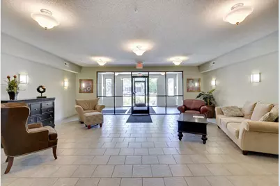 619 8th Street SE #409, Minneapolis, MN 55414 - Photo 3