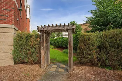 619 8th Street SE #409, Minneapolis, MN 55414 - Photo 25