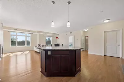 619 8th Street SE #409, Minneapolis, MN 55414 - Photo 1