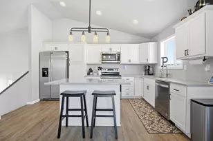 7360 20th St S, Fargo, ND 58104 - Photo 5