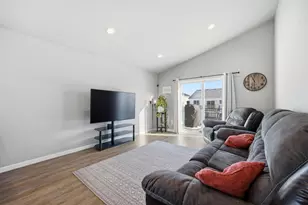 7360 20th St S, Fargo, ND 58104 - Photo 9