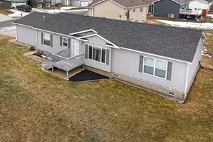 78 5th Ave SE, Kasson, MN 55944 - Photo 3