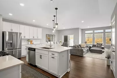 5318 94th Lane N, Brooklyn Park, MN 55443 - Photo 3