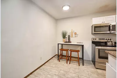 1117 Trailwood S, Hopkins, MN 55343 - Photo 9