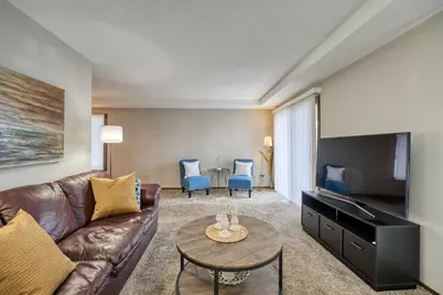 1117 Trailwood S, Hopkins, MN 55343 - Photo 3