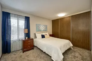 1117 Trailwood S, Hopkins, MN 55343 - Photo 17