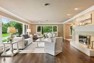 4801 Woodhill Way, Edina, MN 55424 - Photo 7