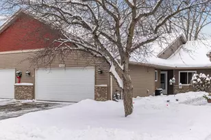 7095 Ivy Ridge Ln, Circle Pines, MN 55014 - Photo 1
