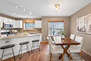 7669 Primrose Pl, Chanhassen, MN 55317 - Photo 15