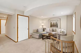 7669 Primrose Pl, Chanhassen, MN 55317 - Photo 33