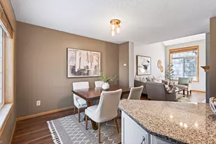 7669 Primrose Pl, Chanhassen, MN 55317 - Photo 19