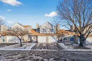 7669 Primrose Pl, Chanhassen, MN 55317 - Photo 41