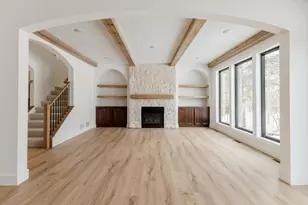 993 Island Lake Ave, Shoreview, MN 55126 - Photo 9