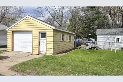 1051 Washington Memorial Drive, Saint Cloud, MN 56301 - Photo 17