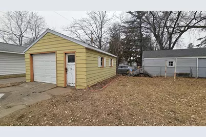 1051 Washington Memorial Drive, Saint Cloud, MN 56301 - Photo 17