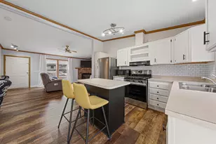 79 Blashack St, Waldorf, MN 56091 - Photo 3