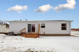 79 Blashack St, Waldorf, MN 56091 - Photo 25