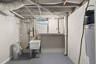 1944 Davis Ct, Shakopee, MN 55379 - Photo 31