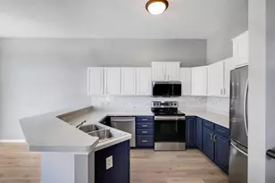 20028 Heritage Dr, Lakeville, MN 55044 - Photo 7