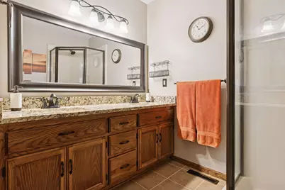 34914 Linden Avenue, Lindstrom, MN 55045 - Photo 27