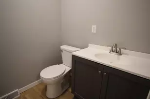 1216 Woodley St E, Northfield, MN 55057 - Photo 9