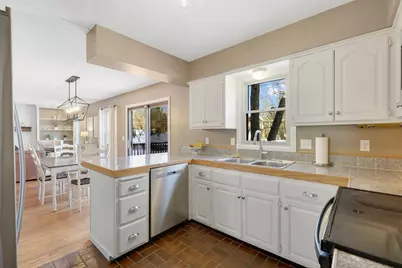 12 Knoll Lane, Burnsville, MN 55337 - Photo 17