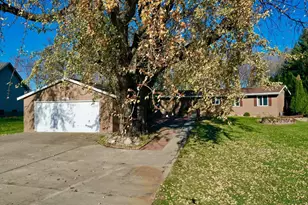 1720 48th Ave NE, Willmar, MN 56201 - Photo 33