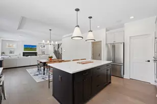 11729 Azure Cir, Inver Grove Heights, MN 55077 - Photo 7