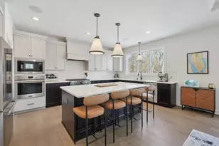 11729 Azure Cir, Inver Grove Heights, MN 55077 - Photo 5