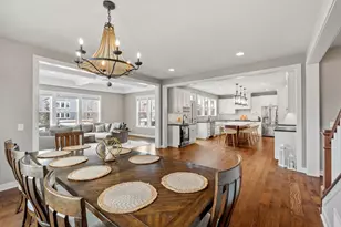 9966 Arrowwood Trl, Woodbury, MN 55129 - Photo 5