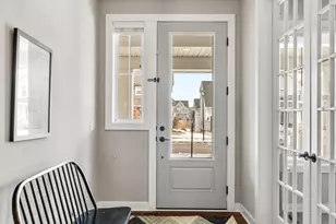 9966 Arrowwood Trl, Woodbury, MN 55129 - Photo 3