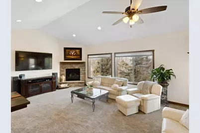 8979 Parkview Circle, Chisago City, MN 55013 - Photo 9