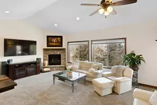 8979 Parkview Cir, Chisago City, MN 55013 - Photo 9