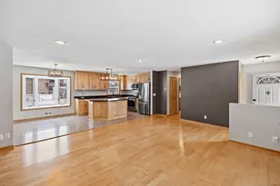 7537 Immanuel Ave Ct S, Cottage Grove, MN 55016 - Photo 11