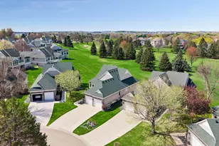 9954 Wellington Ln, Woodbury, MN 55125 - Photo 5