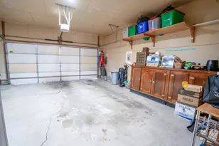 110 NE 1st Ave NE, New London, MN 56273 - Photo 23