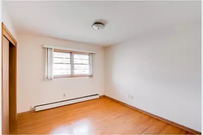 136 20th Avenue N, South Saint Paul, MN 55075 - Photo 5