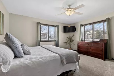 481 Manor Garden Lane NW, Rochester, MN 55901 - Photo 13