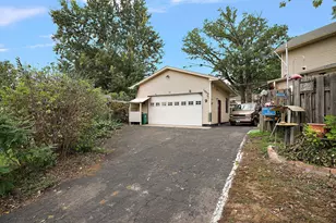 1409 Hillsboro Ave N, Golden Valley, MN 55427 - Photo 15