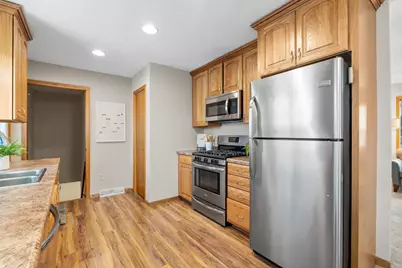 9990 99th Avenue N, Maple Grove, MN 55369 - Photo 15