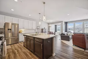 5573 Yucca Ln N, Plymouth, MN 55446 - Photo 9