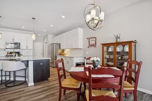 5573 Yucca Ln N, Plymouth, MN 55446 - Photo 11