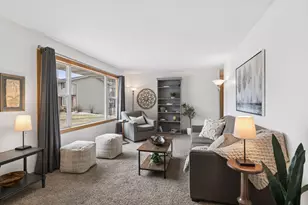 9016 66th Ave N, Brooklyn Park, MN 55428 - Photo 5